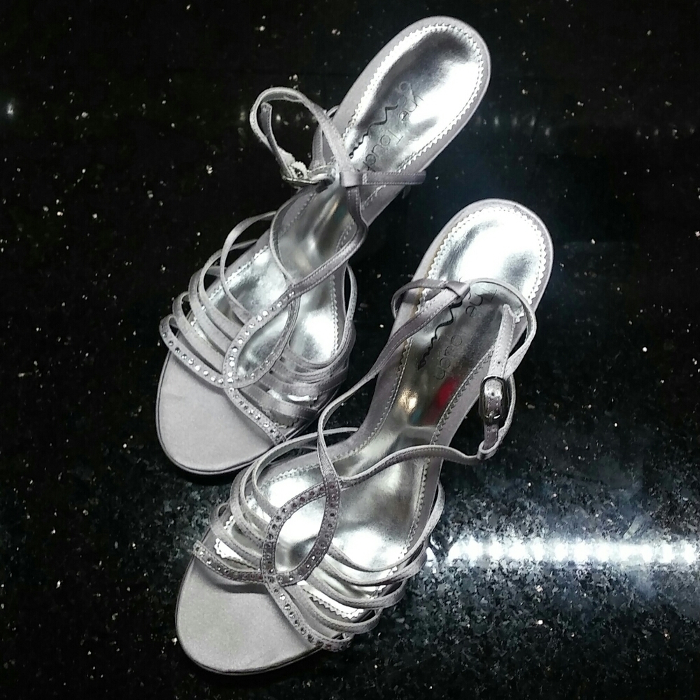 NINA Silver heels with crystal accents.Worn once!!